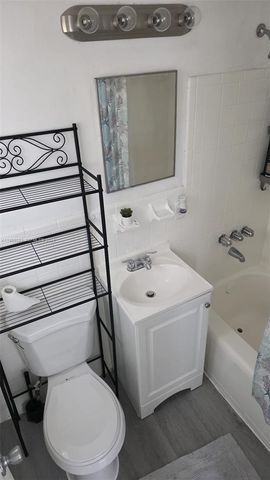 2729 NW 47th Street, Miami, FL 33142