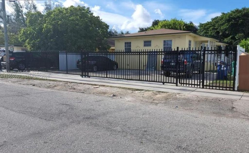 2729 NW 47th Street, Miami, FL 33142