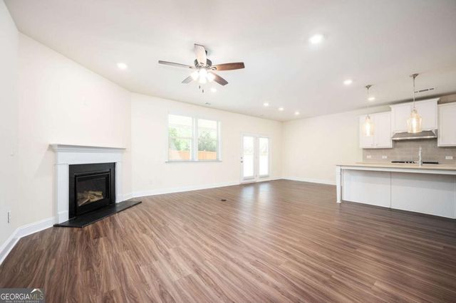 228 Gallant Fox Way, Acworth, GA 30102