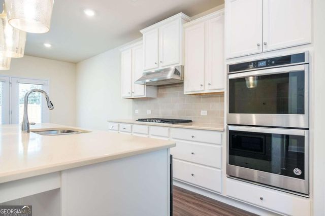 228 Gallant Fox Way, Acworth, GA 30102