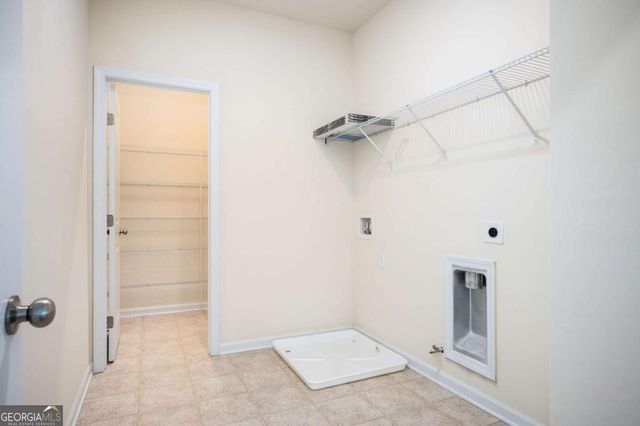 228 Gallant Fox Way, Acworth, GA 30102