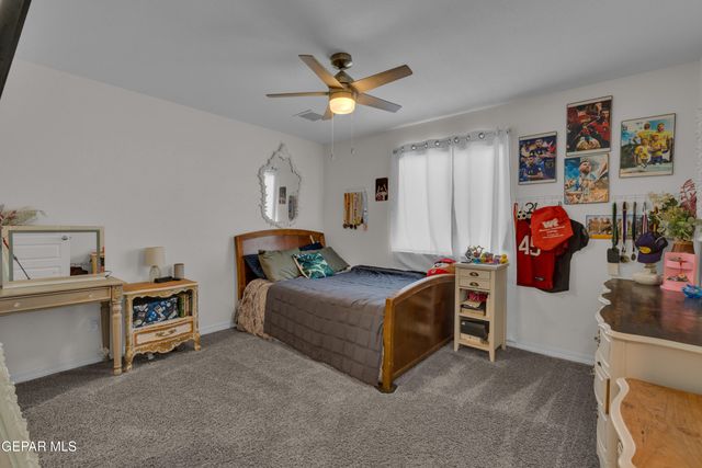 5024 MARK AVIZO, El Paso, TX 79938