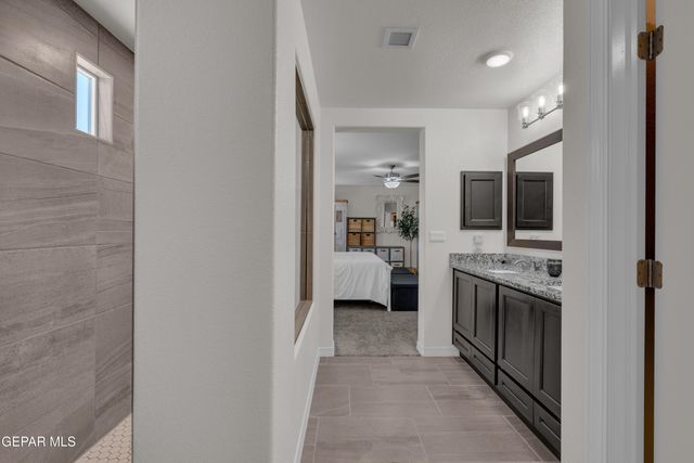 5024 MARK AVIZO, El Paso, TX 79938