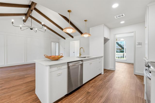 2822 Wentwood Drive, Grapevine, TX 76051