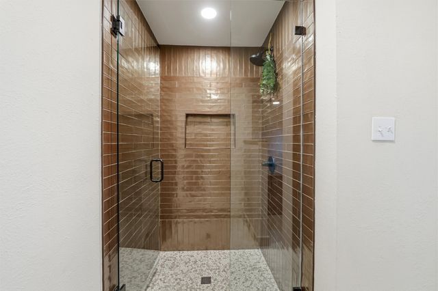 2822 Wentwood Drive, Grapevine, TX 76051