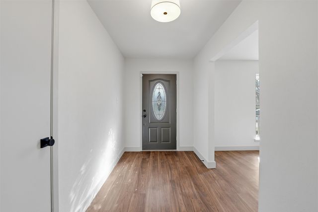 2822 Wentwood Drive, Grapevine, TX 76051