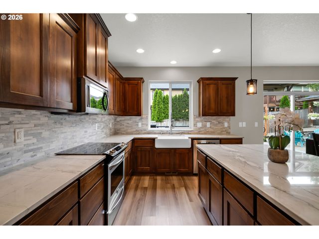 1638 Nw KLICKITAT St, Camas, WA 98607
