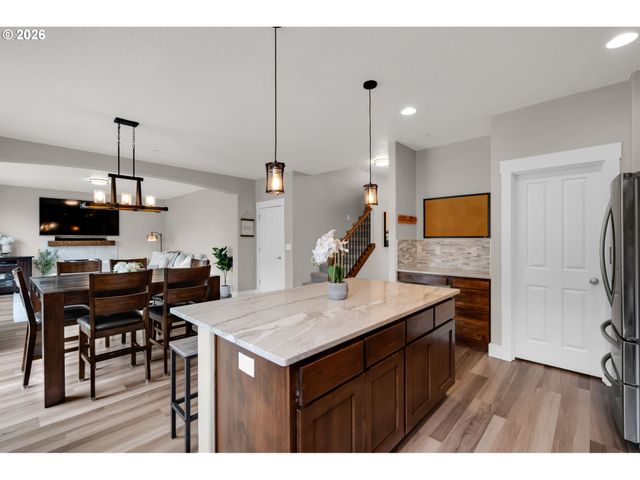 1638 Nw KLICKITAT St, Camas, WA 98607