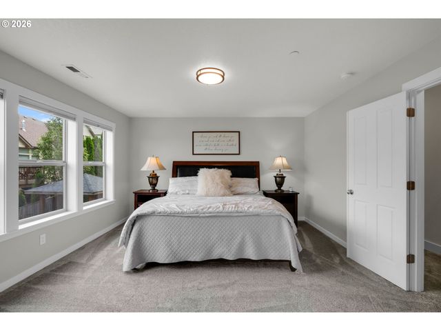 1638 Nw KLICKITAT St, Camas, WA 98607