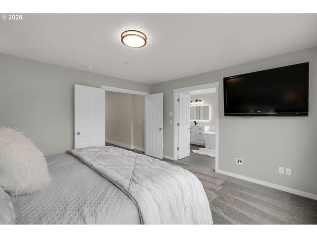 1638 Nw KLICKITAT St, Camas, WA 98607
