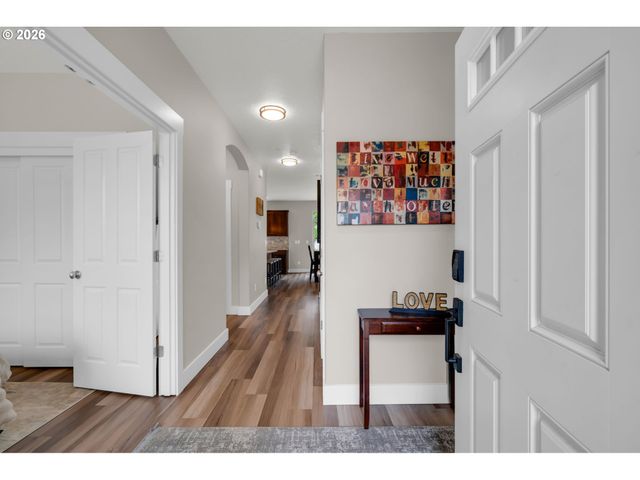 1638 Nw KLICKITAT St, Camas, WA 98607