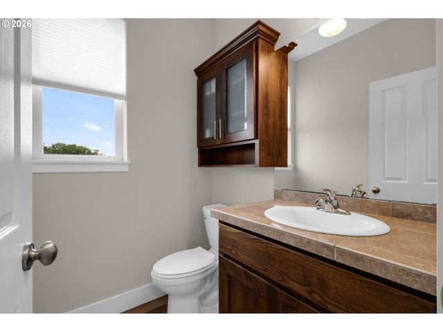 1638 Nw KLICKITAT St, Camas, WA 98607