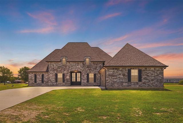 1534 Lilly Gus Street, Iowa, LA 70647