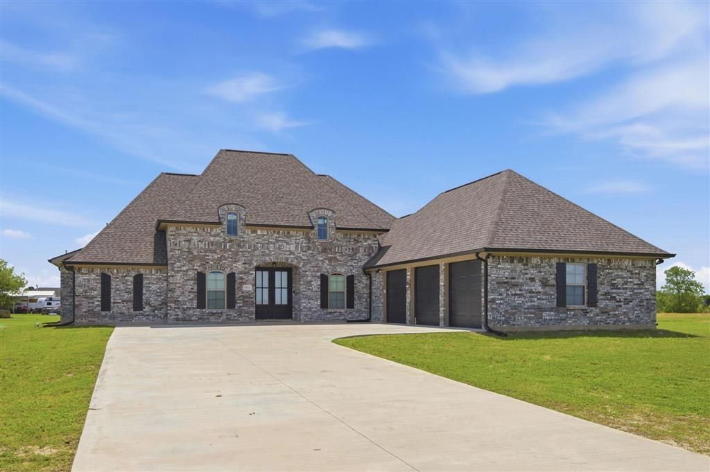 1534 Lilly Gus Street, Iowa, LA 70647