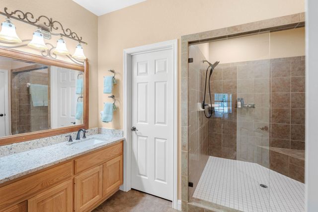 147 Konahuanui LN, Bastrop, TX 78602