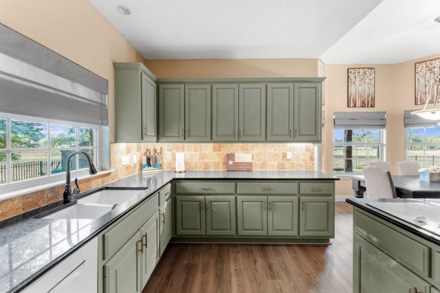 147 Konahuanui LN, Bastrop, TX 78602