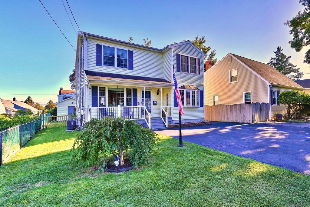 145 Dahl Avenue, Stratford, CT 06614