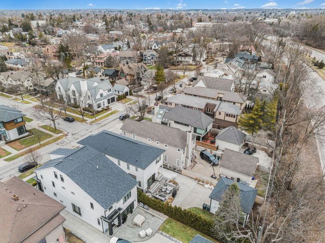 484 Park Street, Birmingham, MI 48009