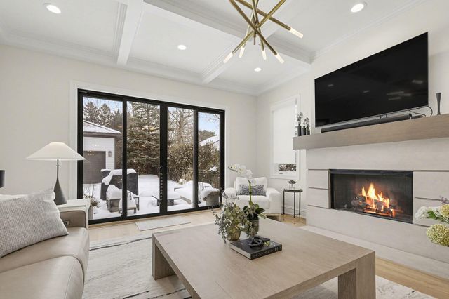 484 Park Street, Birmingham, MI 48009