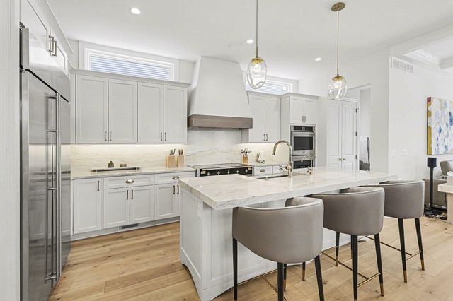 484 Park Street, Birmingham, MI 48009