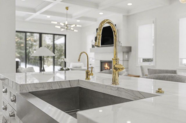 484 Park Street, Birmingham, MI 48009