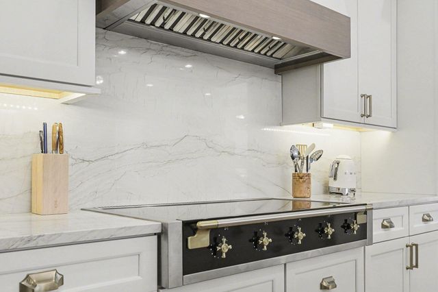 484 Park Street, Birmingham, MI 48009