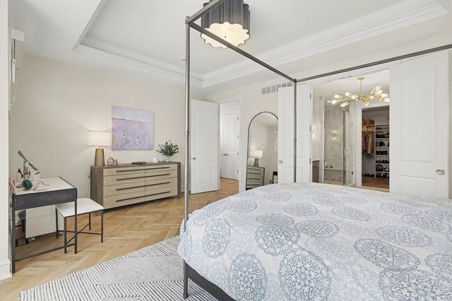 484 Park Street, Birmingham, MI 48009