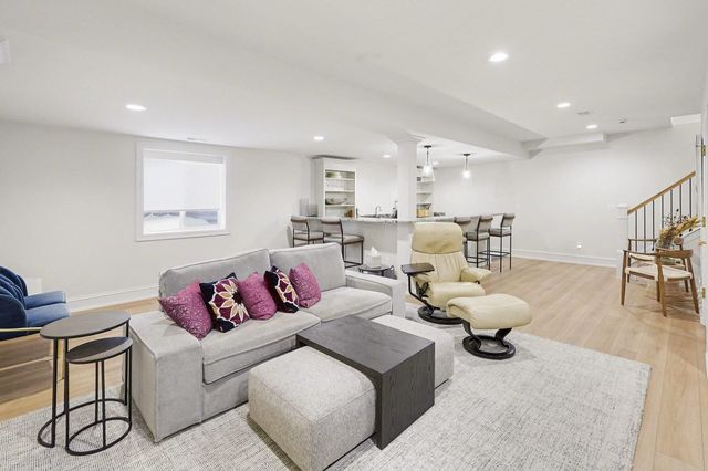 484 Park Street, Birmingham, MI 48009