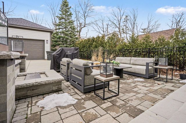 484 Park Street, Birmingham, MI 48009