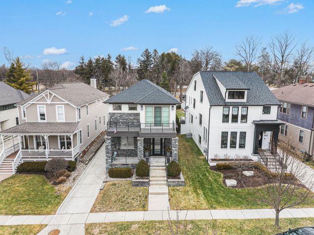 484 Park Street, Birmingham, MI 48009