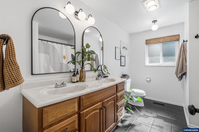 3470 NW Circle Bl, Corvallis, OR 97330