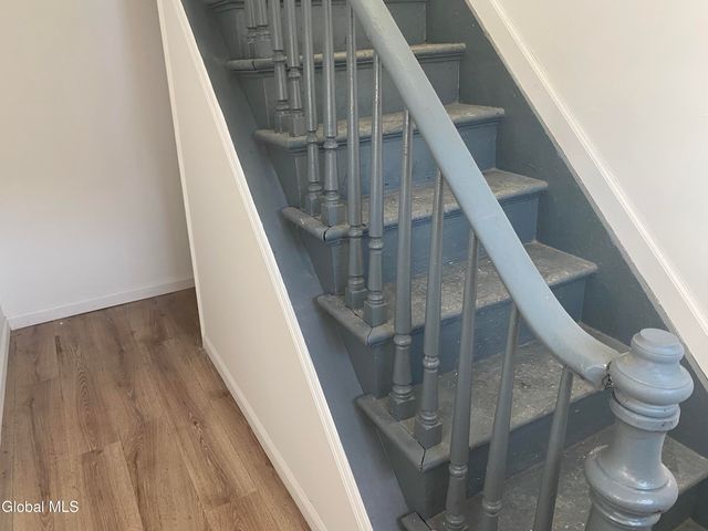 30 Kline Street, Amsterdam, NY 12010