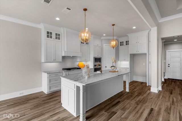 586 Corinth Circle, Bossier City, LA 71111