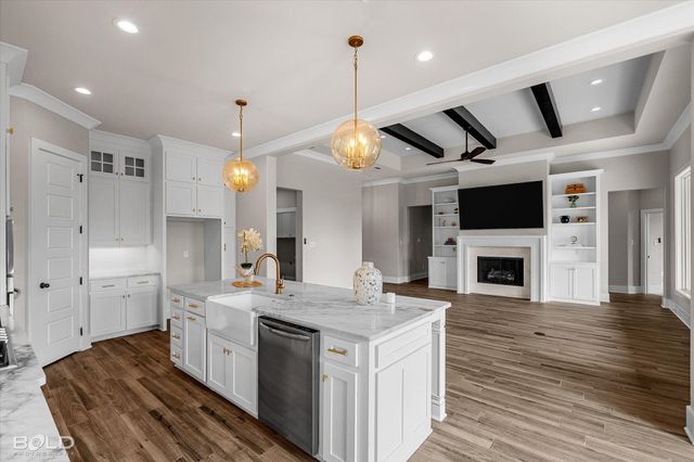 586 Corinth Circle, Bossier City, LA 71111