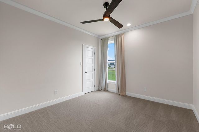 586 Corinth Circle, Bossier City, LA 71111