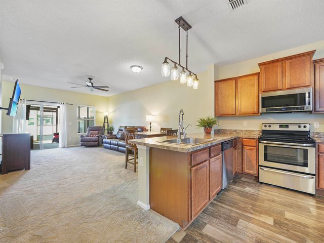 66 Buckley Ct, St Augustine, FL 32086