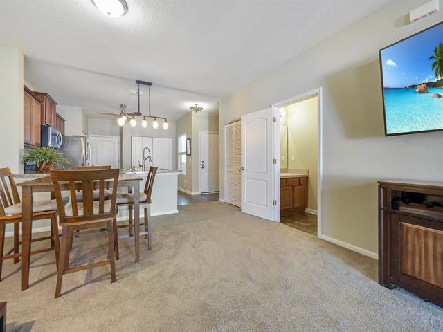 66 Buckley Ct, St Augustine, FL 32086