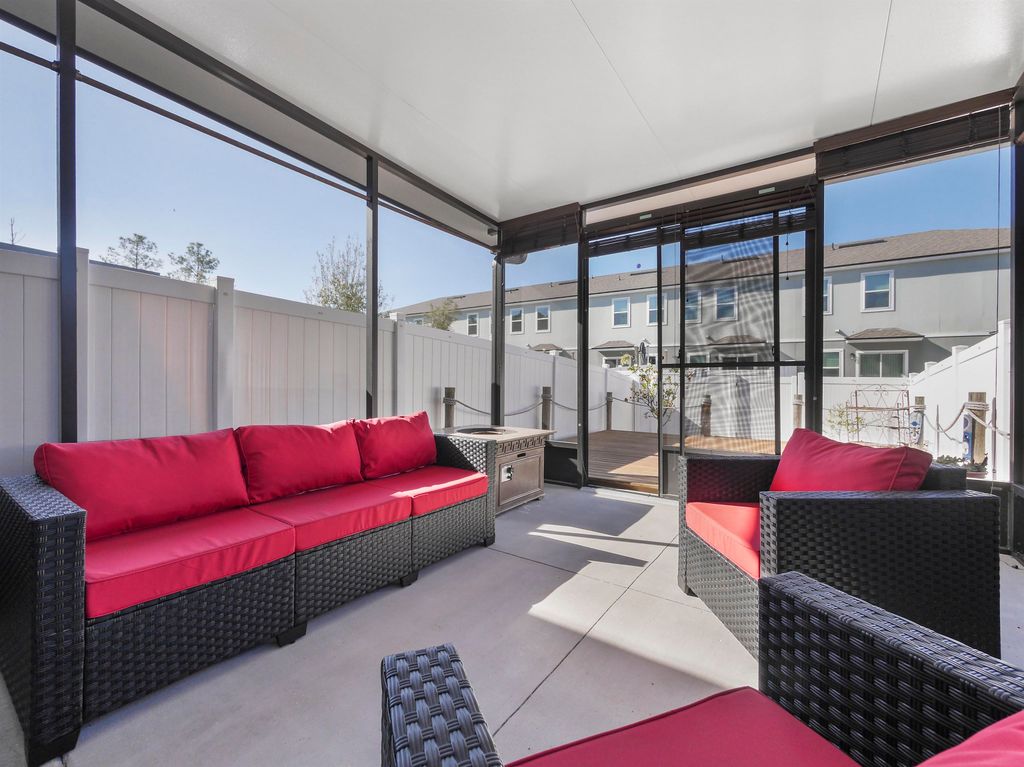 66 Buckley Ct, St Augustine, FL 32086