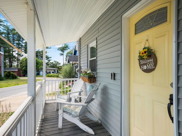 12 Field Avenue, Salem, NH 03079