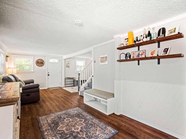 12 Field Avenue, Salem, NH 03079