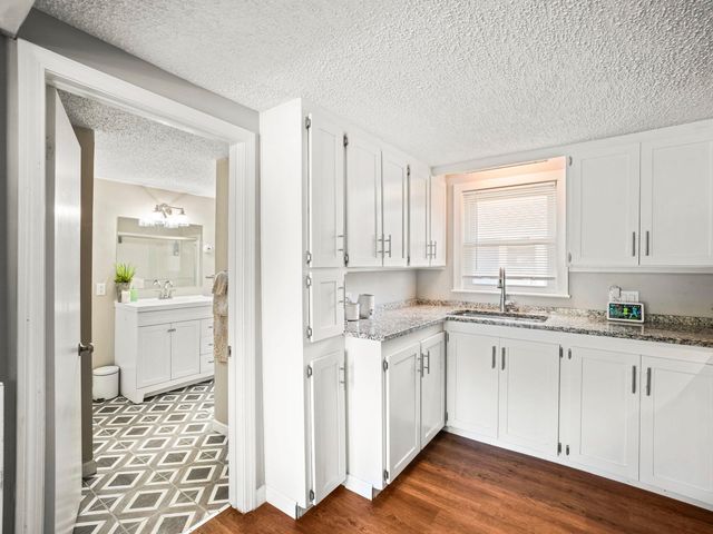 12 Field Avenue, Salem, NH 03079