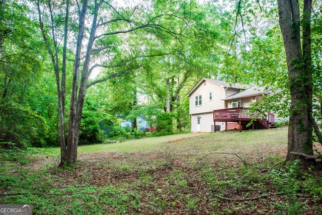 180 Beverly Park Court, Newnan, GA 30263
