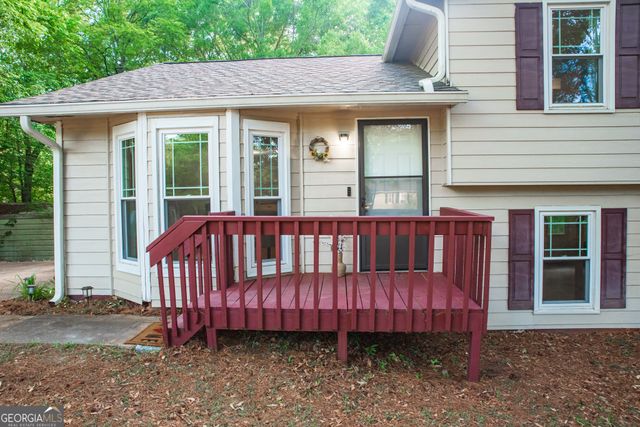 180 Beverly Park Court, Newnan, GA 30263