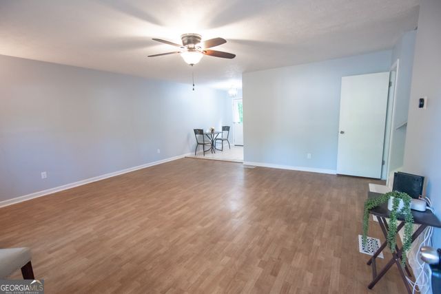 180 Beverly Park Court, Newnan, GA 30263
