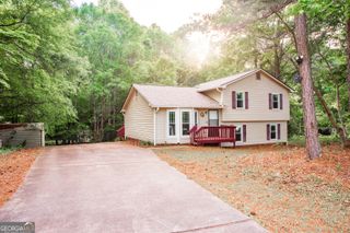 180 Beverly Park Court, Newnan, GA 30263