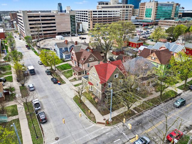 201 Lafayette Avenue Ne, City Of Grand Rapids, MI 49503
