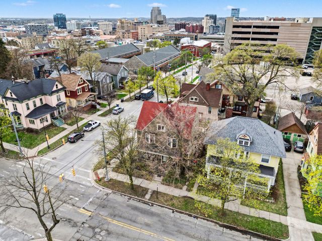 201 Lafayette Avenue Ne, City Of Grand Rapids, MI 49503