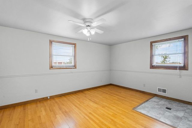 5184 FINGER ROAD, Green Bay, WI 54311