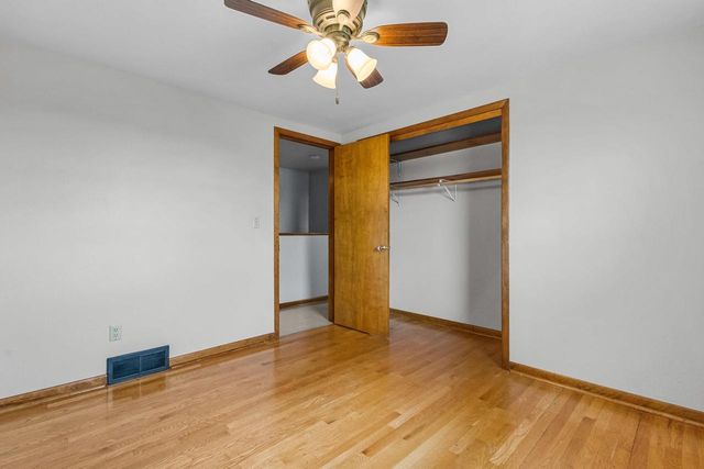 5184 FINGER ROAD, Green Bay, WI 54311