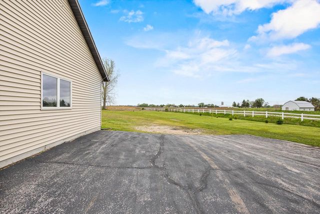 5184 FINGER ROAD, Green Bay, WI 54311